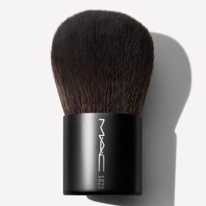 MAC Cosmetics Face & Body Kabuki Make-up Brush 182s